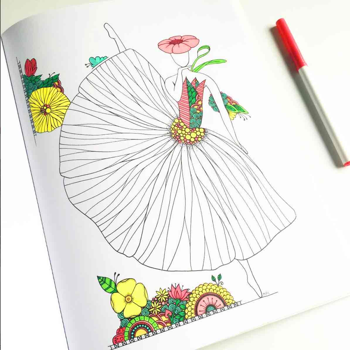 Color Couture: A Stress Relieving Adult Coloring Book, Artist Edition 